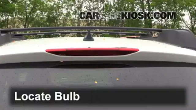 2011 Subaru Outback 3.6R Limited 3.6L 6 Cyl. Luces Luz de freno central (reemplazar foco)